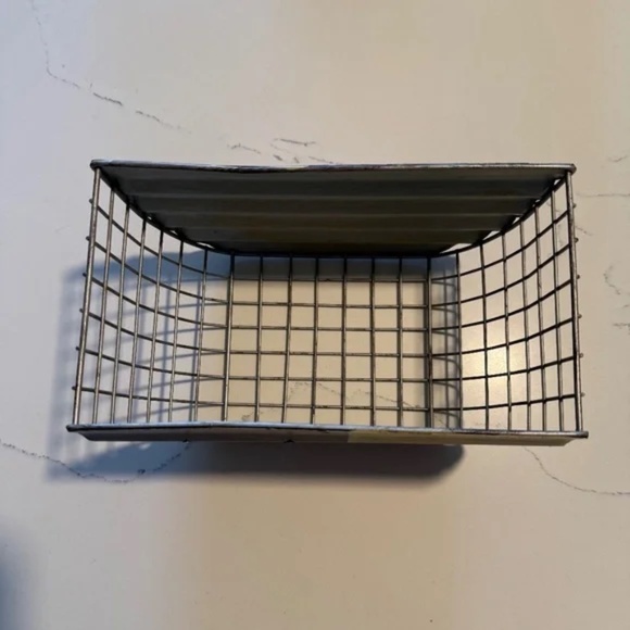 Russ Berrie | Vintage Handpainted USA America Patriotic Flag Metal Basket 🇺🇸 - Picture 4 of 9